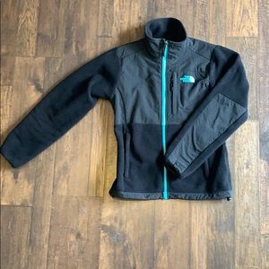 The North Face Women’s Fleece Jacket